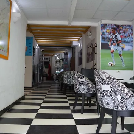 Republika Otel Tiran